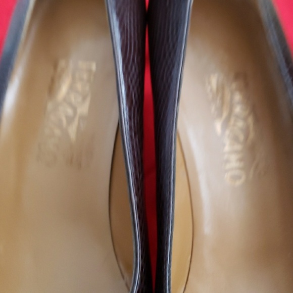 Ferragamo Brown low heeled pumps - Picture 4 of 5